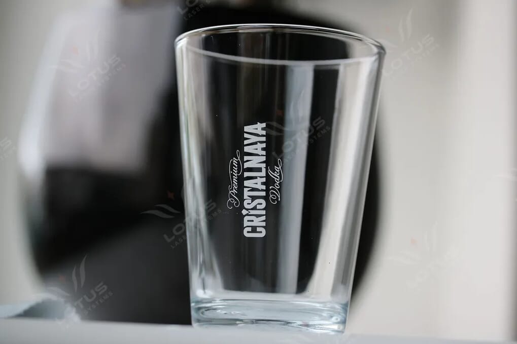 glass sample watermarked 1 - Accueil