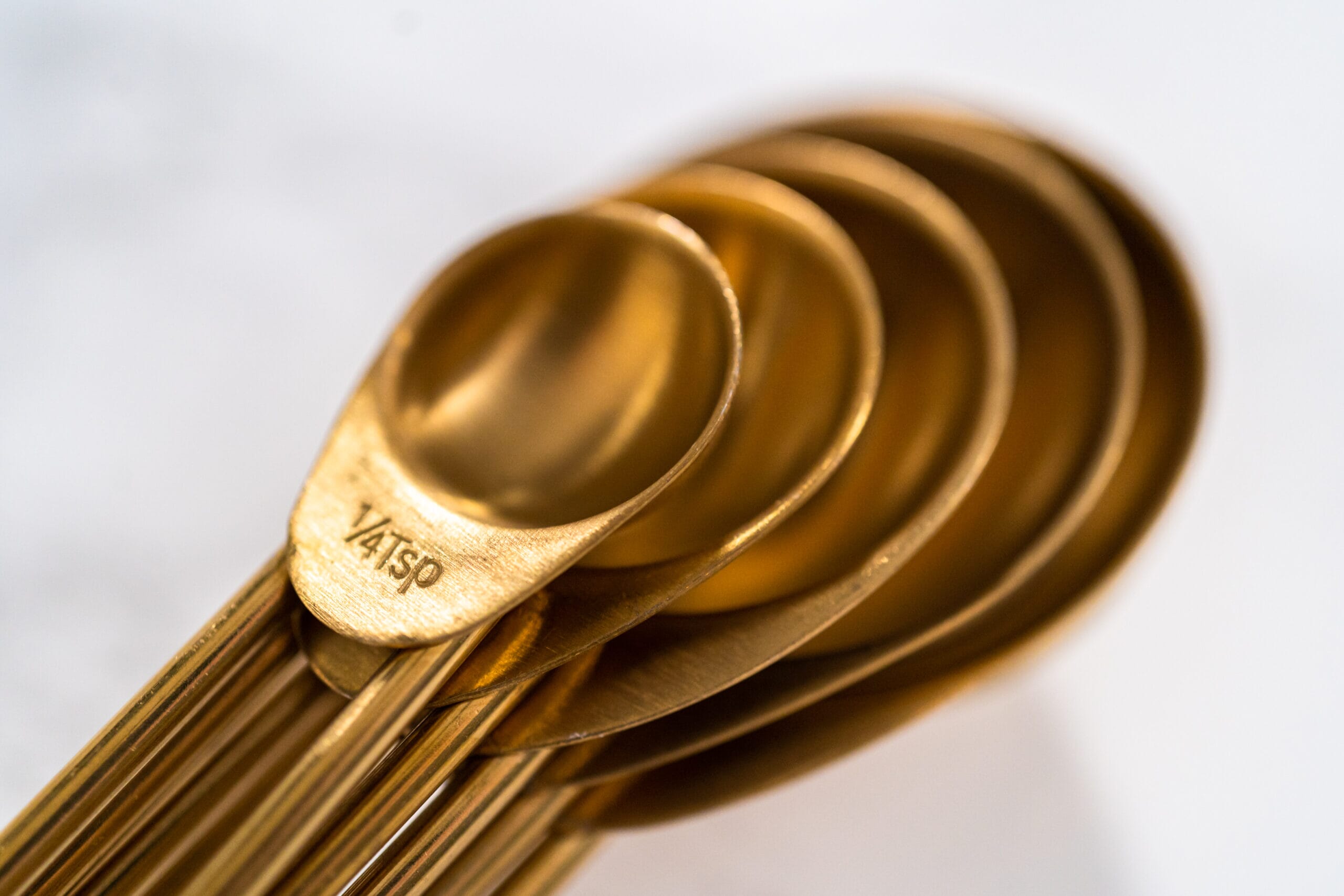 laser engraved brass measuring spoons scaled - Metall-Lasergravierer