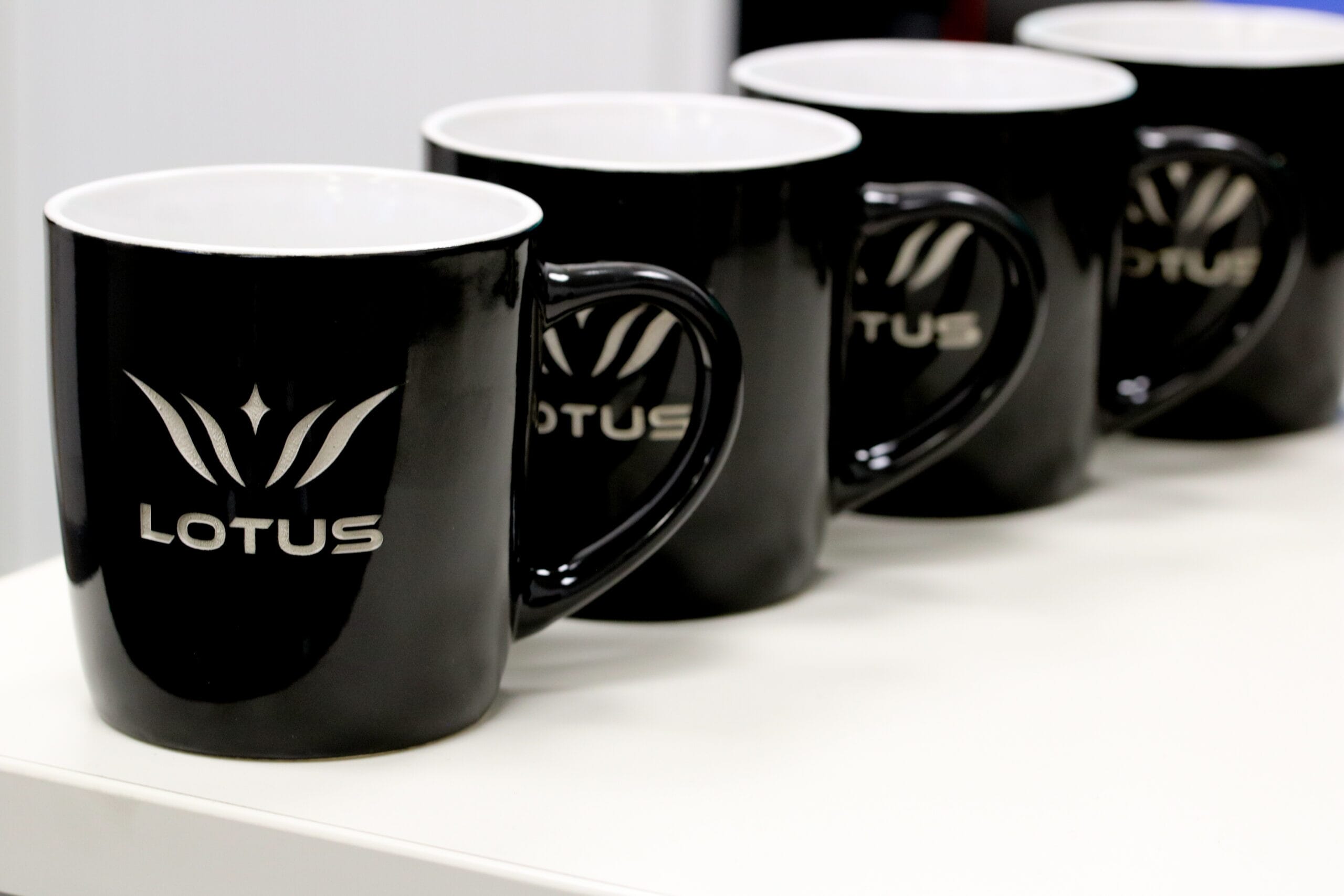 laser engraved ceramic mugs